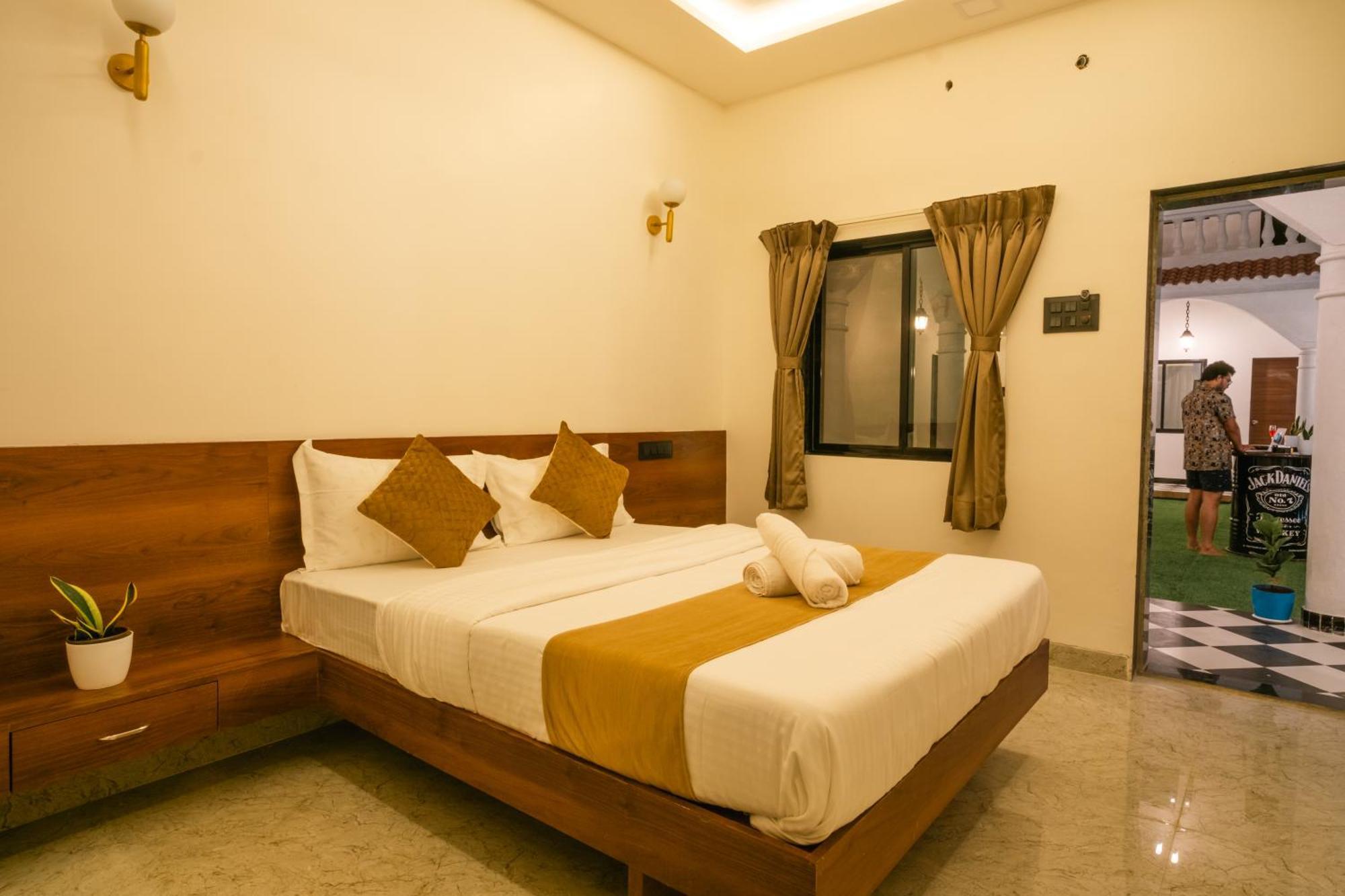 Sapphire Mansion Hotel Alībāg Eksteriør billede