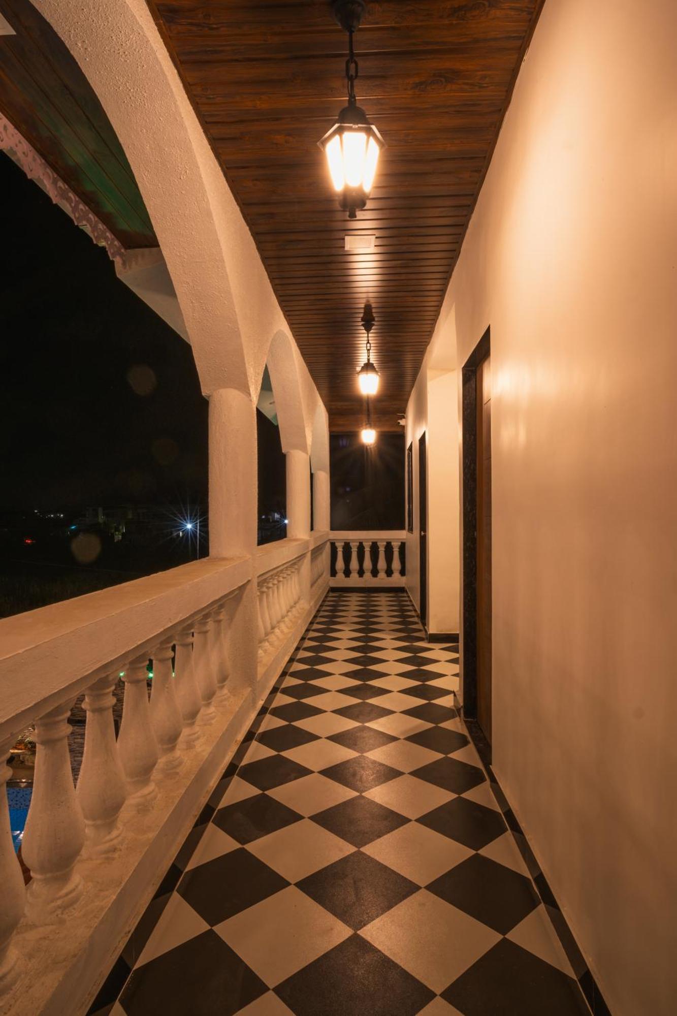 Sapphire Mansion Hotel Alībāg Eksteriør billede
